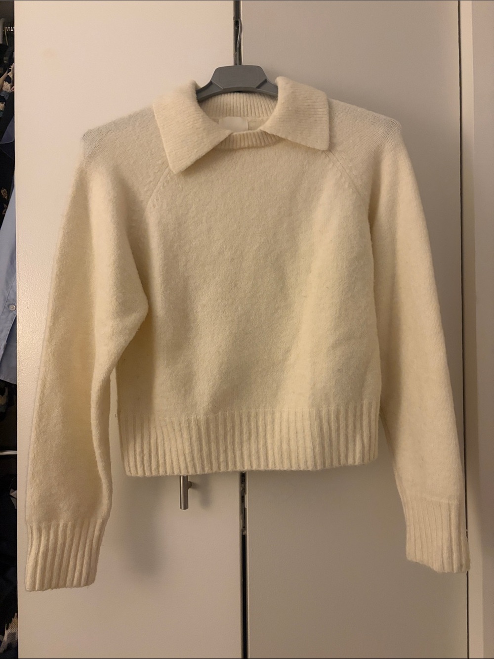 H&M Cream Collared Women's Sweater Sz XS